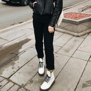 Dr. Martens 1460 Smooth Leather Lace Up Boots 90s Y2k Grunge Streetwear Workwear